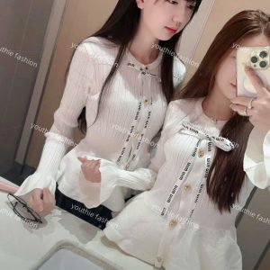 áo cardigan trắng nữ